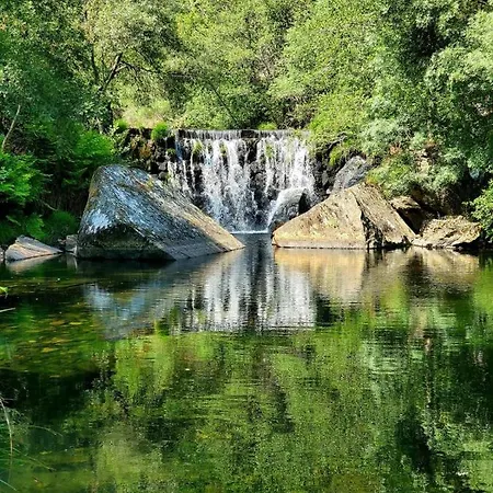 Casa Da Torre - Natureza, Cultura E Aventura No Norte De Portugal Hébergement de vacances *