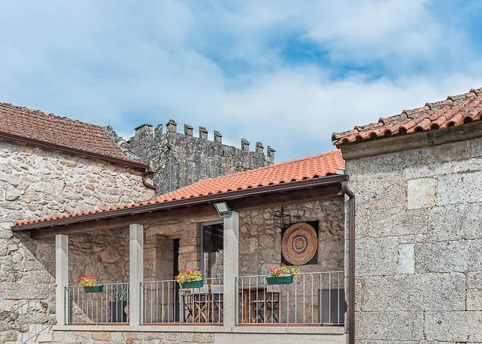 Дом отдыха Charming Surrounded By Nature And Panoramic Views North Portugal Кабесейраш-ди-Башту