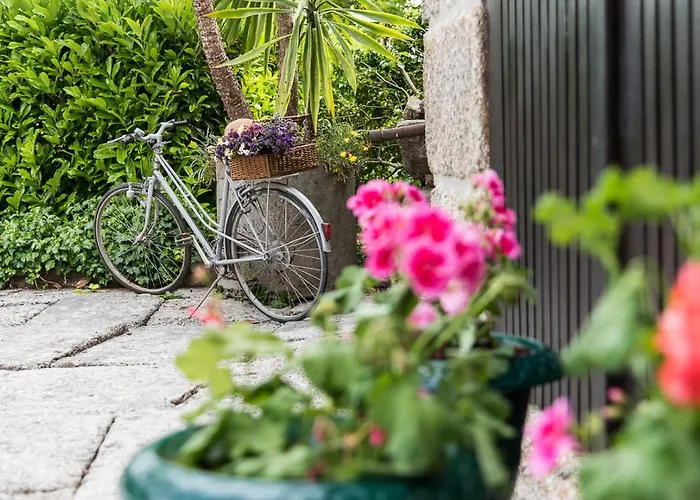 Дом отдыха Charming Surrounded By Nature And Panoramic Views North Portugal Кабесейраш-ди-Башту