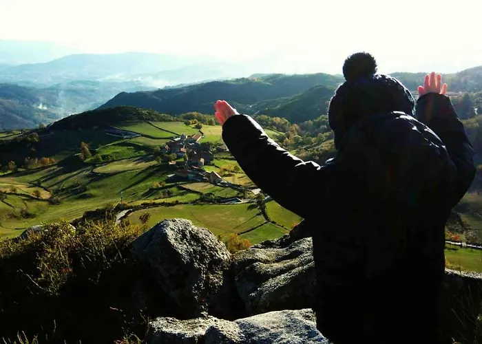 Дом отдыха Charming Surrounded By Nature And Panoramic Views North Portugal